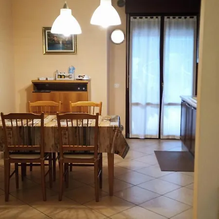 Che Vista! 3* Mombaroccio